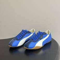 2026 春夏新款 JIL SANDER X Puma 吉尔桑达联名款低帮德训休闲鞋以品牌标志性的极简美 2026 春夏新款 JIL SANDER X Puma 吉尔桑达联名款低帮德训休闲鞋以品牌标志性的极简美