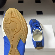 2026 春夏新款 JIL SANDER X Puma 吉尔桑达联名款低帮德训休闲鞋以品牌标志性的极简美 2026 春夏新款 JIL SANDER X Puma 吉尔桑达联名款低帮德训休闲鞋以品牌标志性的极简美