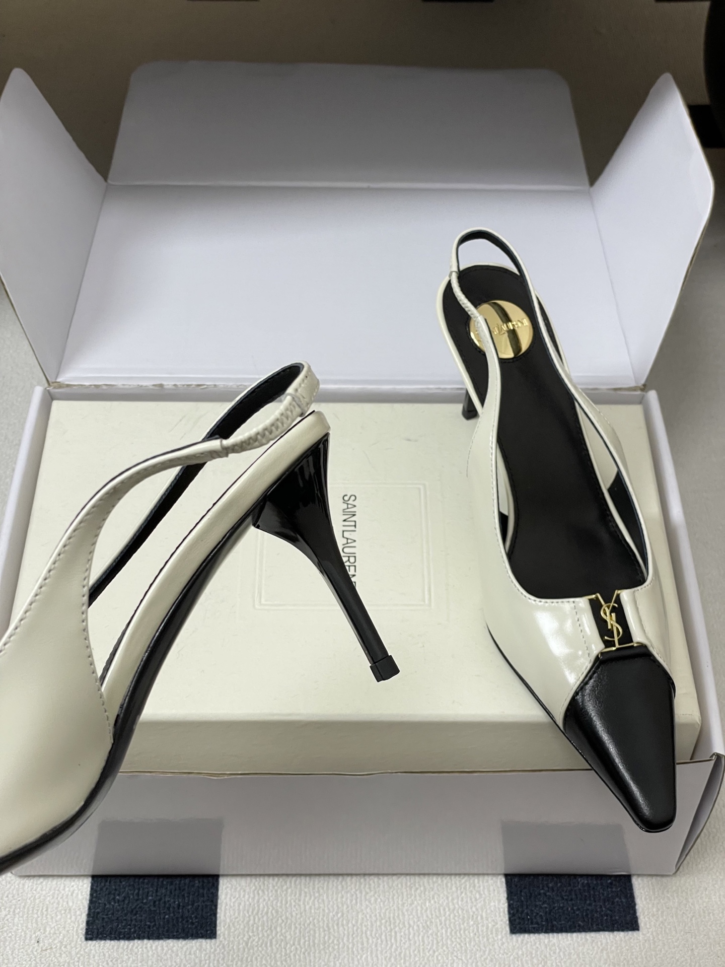 顶级品质（配高档飞机盒✈️）Saint Laurent 圣罗兰fw26 new arrival～ YSL