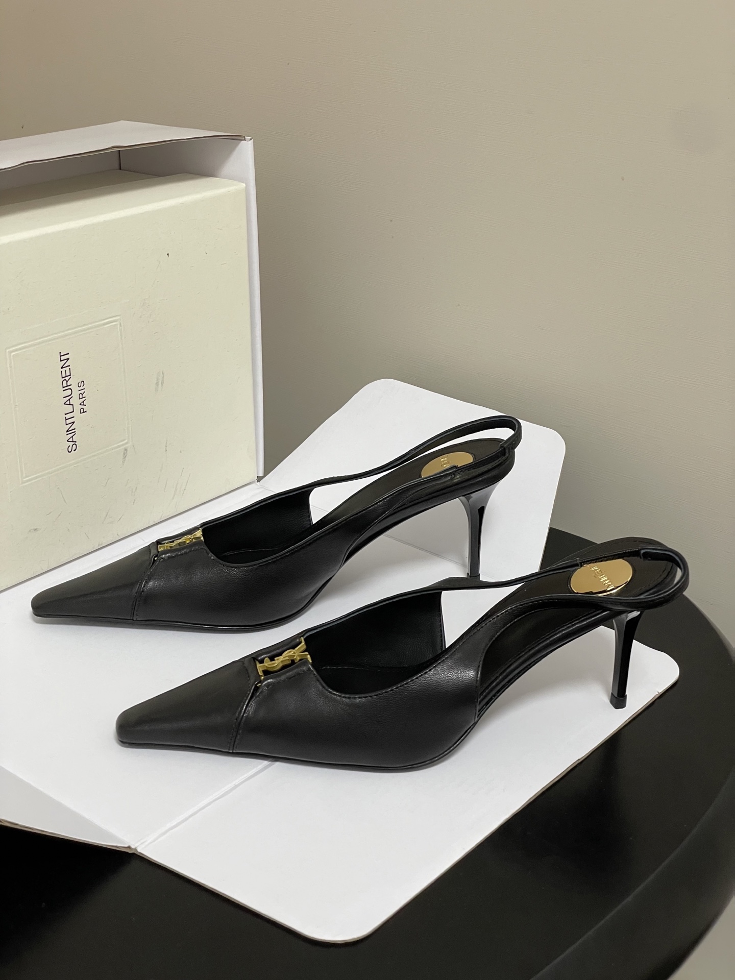 顶级品质(配高档飞机盒✈️)Saint Laurent 圣罗兰fw26 new arrival~ YSL 顶级品质(配高档飞机盒✈️)Saint Laurent 圣罗兰fw26 new arrival~ YSL