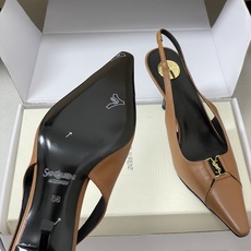 顶级品质(配高档飞机盒✈️)Saint Laurent 圣罗兰fw26 new arrival~ YSL 顶级品质(配高档飞机盒✈️)Saint Laurent 圣罗兰fw26 new arrival~ YSL