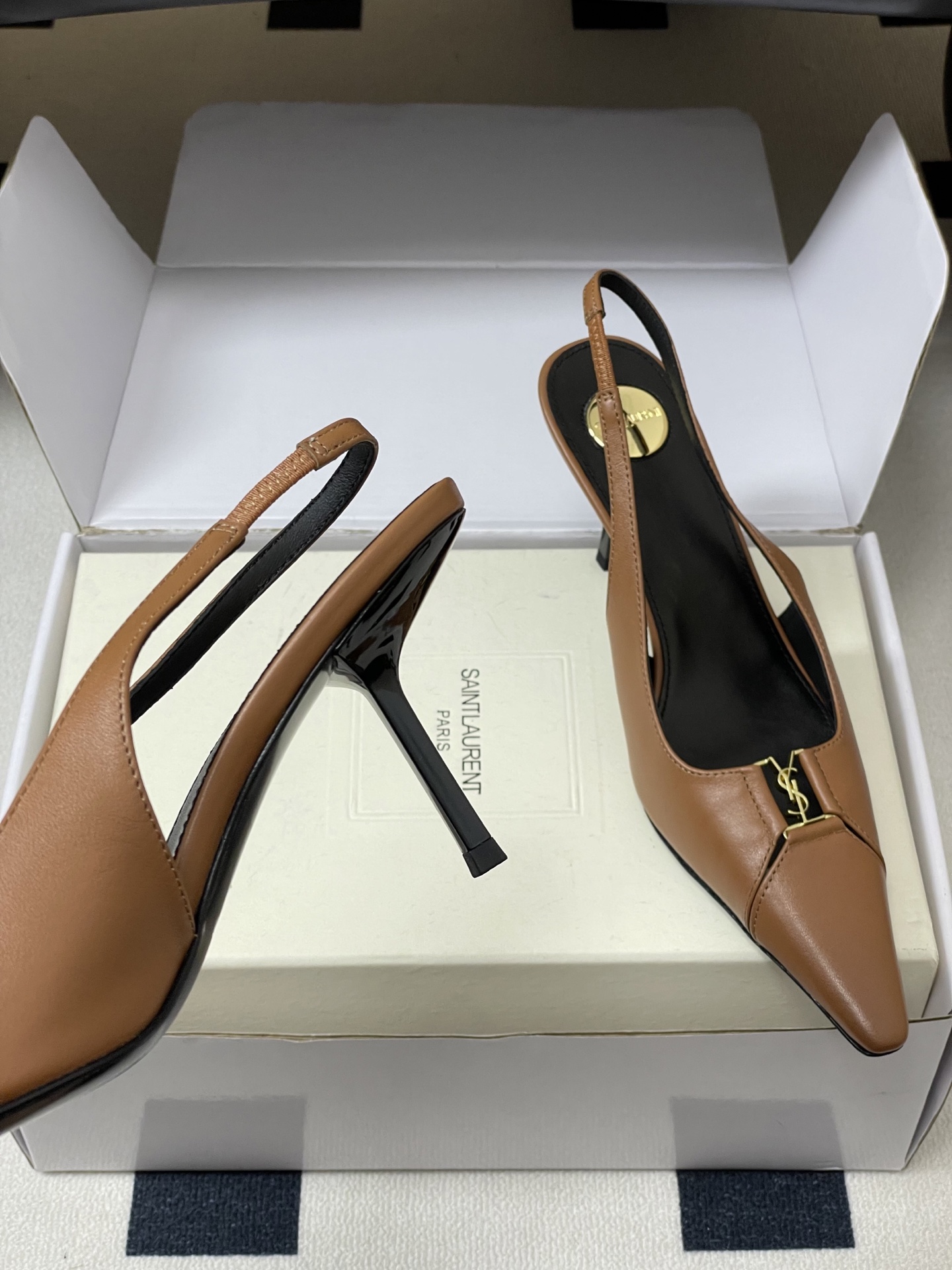 顶级品质(配高档飞机盒✈️)Saint Laurent 圣罗兰fw26 new arrival~ YSL 顶级品质(配高档飞机盒✈️)Saint Laurent 圣罗兰fw26 new arrival~ YSL