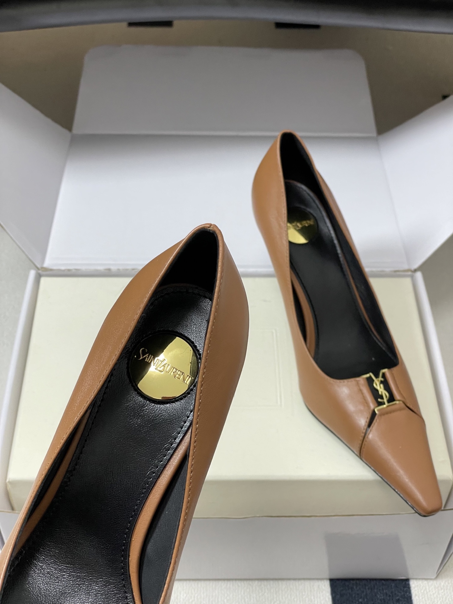顶级品质（配高档飞机盒✈️）Saint Laurent 圣罗兰fw26 new arrival～ YSL
