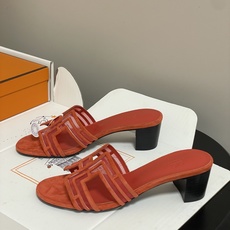 顶级品质(配高档飞机盒✈️)Hermes 爱马仕🐎 经典款 Oran凉鞋系列 2026H家最新版面🆕麂皮 顶级品质(配高档飞机盒✈️)Hermes 爱马仕🐎 经典款 Oran凉鞋系列 2026H家最新版面🆕麂皮