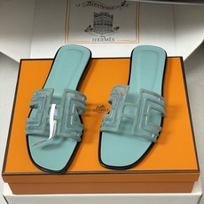 顶级品质(配高档飞机盒✈️)Hermes 爱马仕🐎 经典款 Oran凉鞋系列 2026H家最新版面🆕麂皮 顶级品质(配高档飞机盒✈️)Hermes 爱马仕🐎 经典款 Oran凉鞋系列 2026H家最新版面🆕麂皮