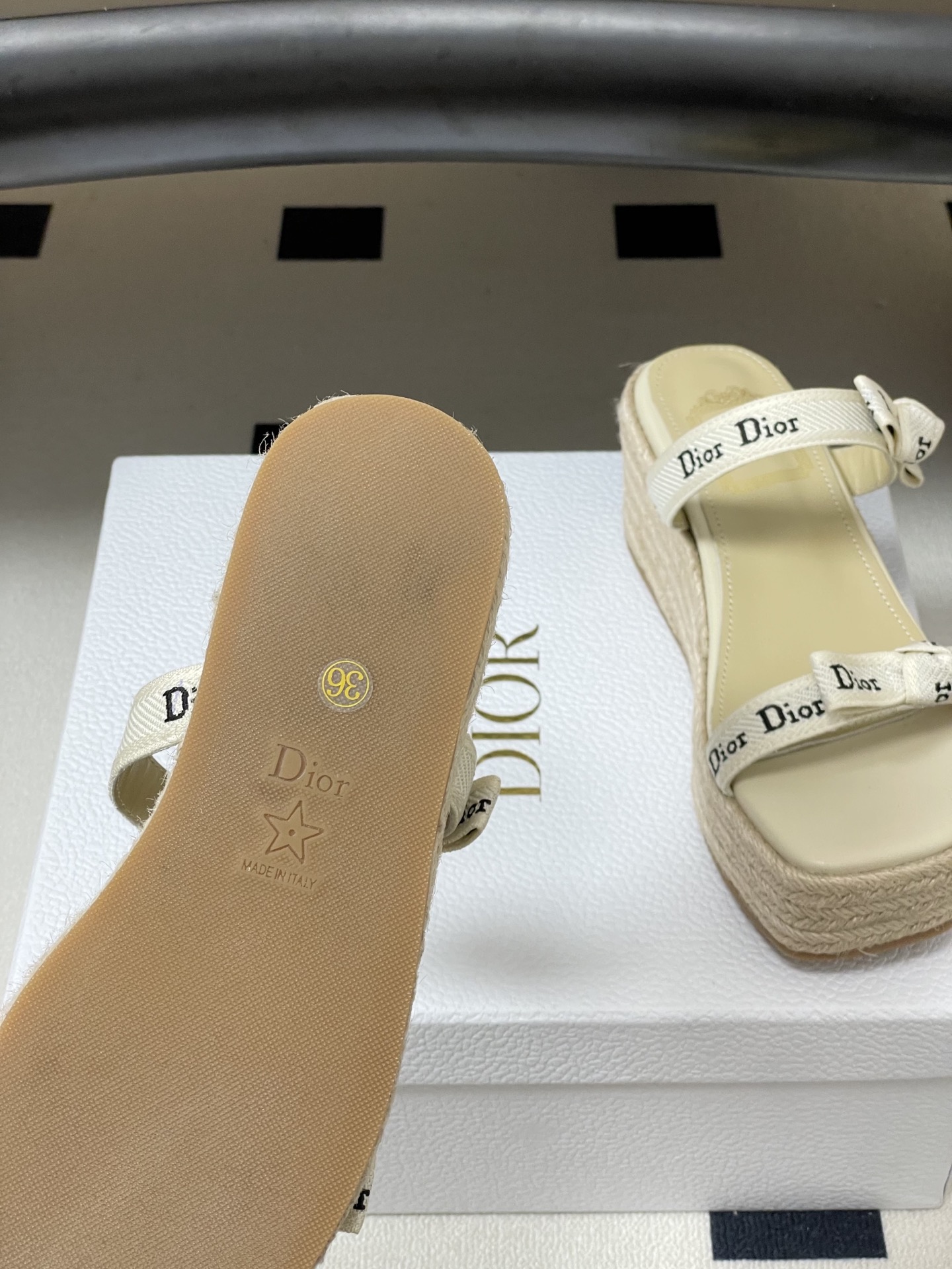 26ss春夏新款Dior 迪奥 J'Adior饰带坡跟凉拖鞋经典CD字母织带蝴蝶结方头厚底拖鞋草编麻绳底