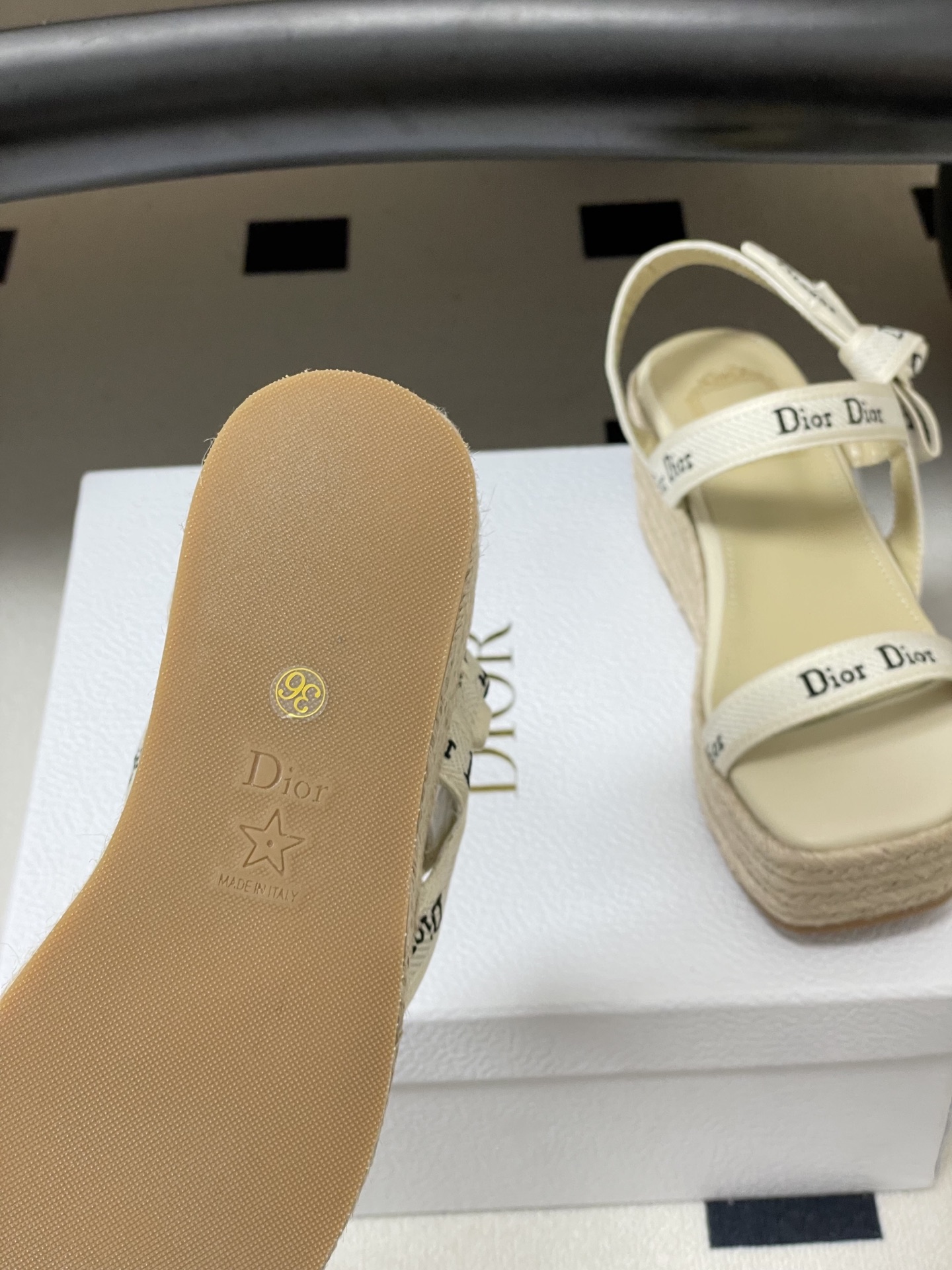 26ss春夏新款Dior 迪奥 J'Adior饰带坡跟凉拖鞋经典CD字母织带蝴蝶结方头厚底拖鞋草编麻绳底