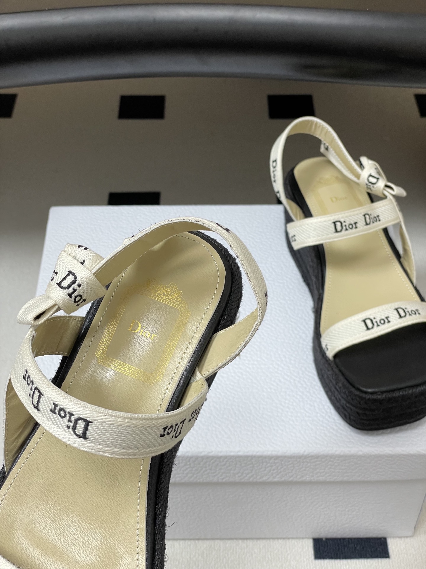26ss春夏新款Dior 迪奥 J'Adior饰带坡跟凉拖鞋经典CD字母织带蝴蝶结方头厚底拖鞋草编麻绳底