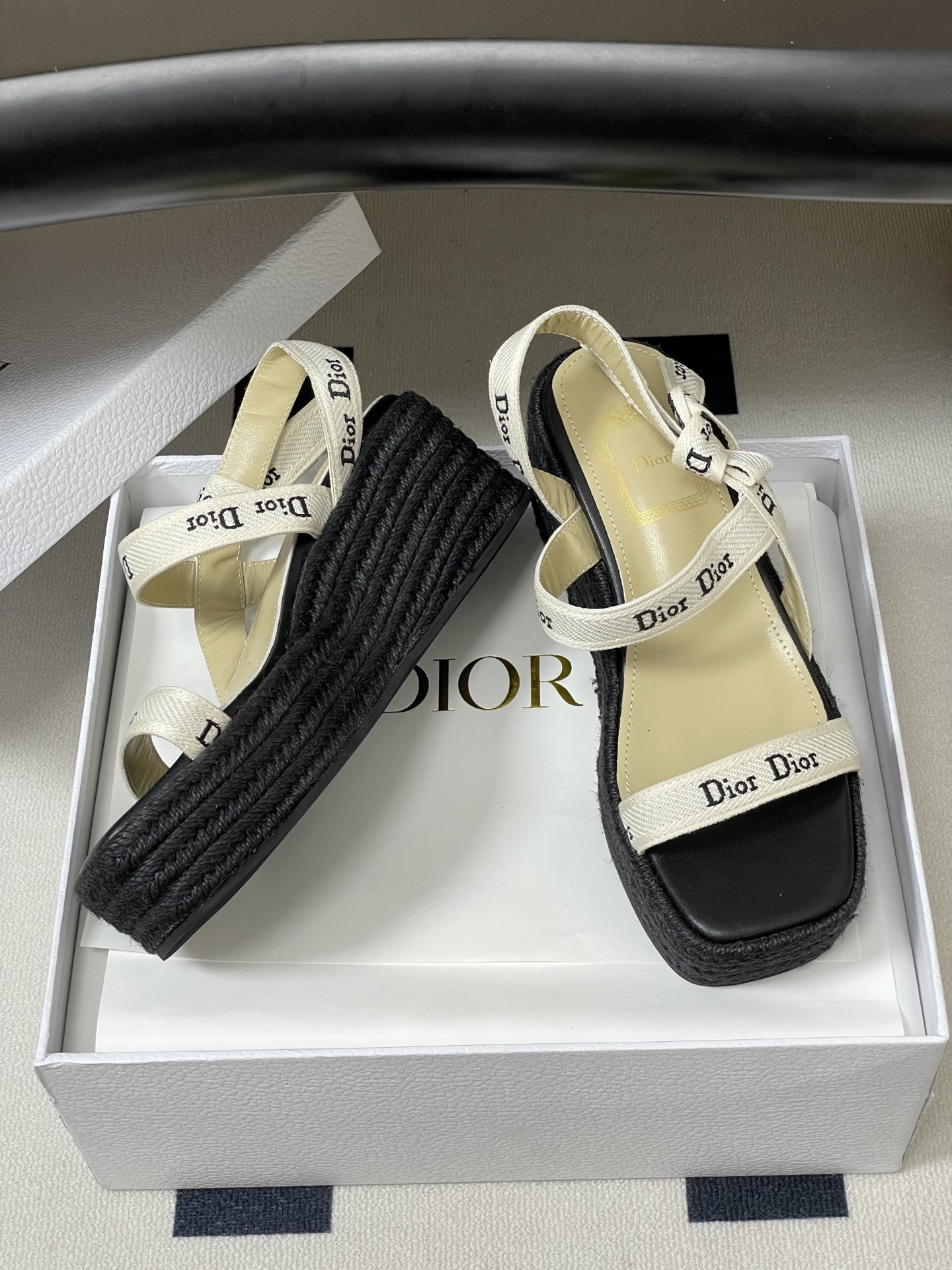 26ss春夏新款Dior 迪奥 J'Adior饰带坡跟凉拖鞋经典CD字母织带蝴蝶结方头厚底拖鞋草编麻绳底