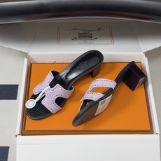 🌾 顶级品质(配高档飞机盒✈️)Hermes 爱马仕🐎 Oran钻面H拖凉鞋系列 H家烫钻H鞋面经典平底 🌾 顶级品质(配高档飞机盒✈️)Hermes 爱马仕🐎 Oran钻面H拖凉鞋系列 H家烫钻H鞋面经典平底
