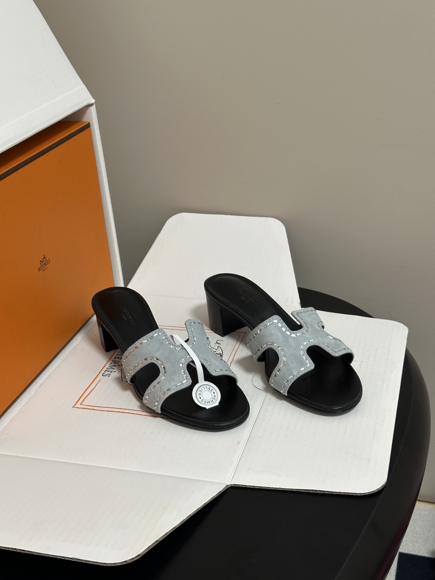 🌾 顶级品质（配高档飞机盒✈️）Hermes 爱马仕🐎 Oran钻面H拖凉鞋系列 H家烫钻H鞋面经典平底