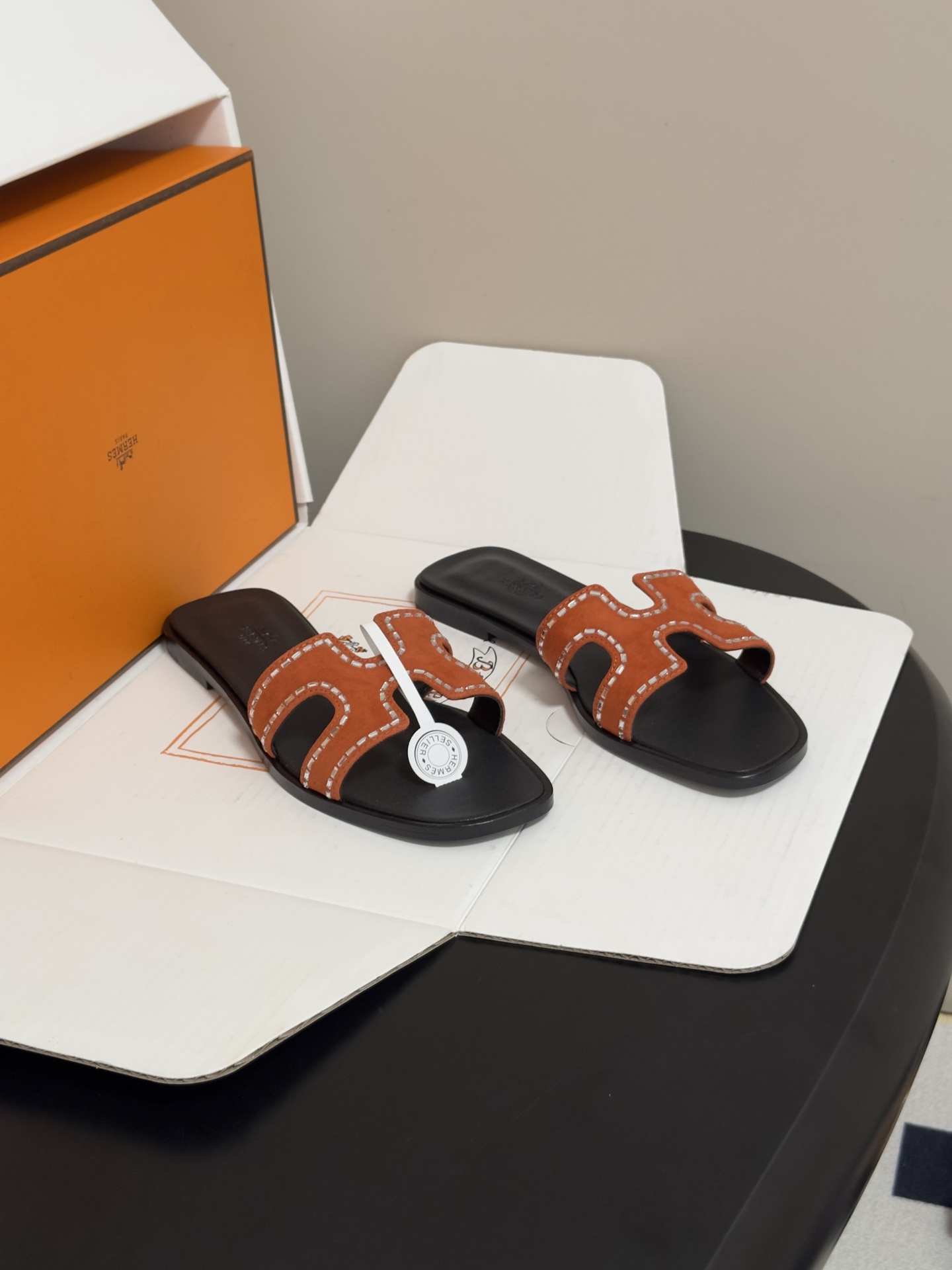 🌾 顶级品质（配高档飞机盒✈️）Hermes 爱马仕🐎 Oran钻面H拖凉鞋系列 H家烫钻H鞋面经典平底