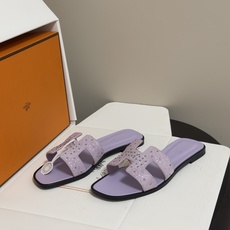 🌾 顶级品质(配高档飞机盒✈️)Hermes 爱马仕🐎 Oran钻面H拖凉鞋系列 H家烫钻H鞋面经典平底 🌾 顶级品质(配高档飞机盒✈️)Hermes 爱马仕🐎 Oran钻面H拖凉鞋系列 H家烫钻H鞋面经典平底
