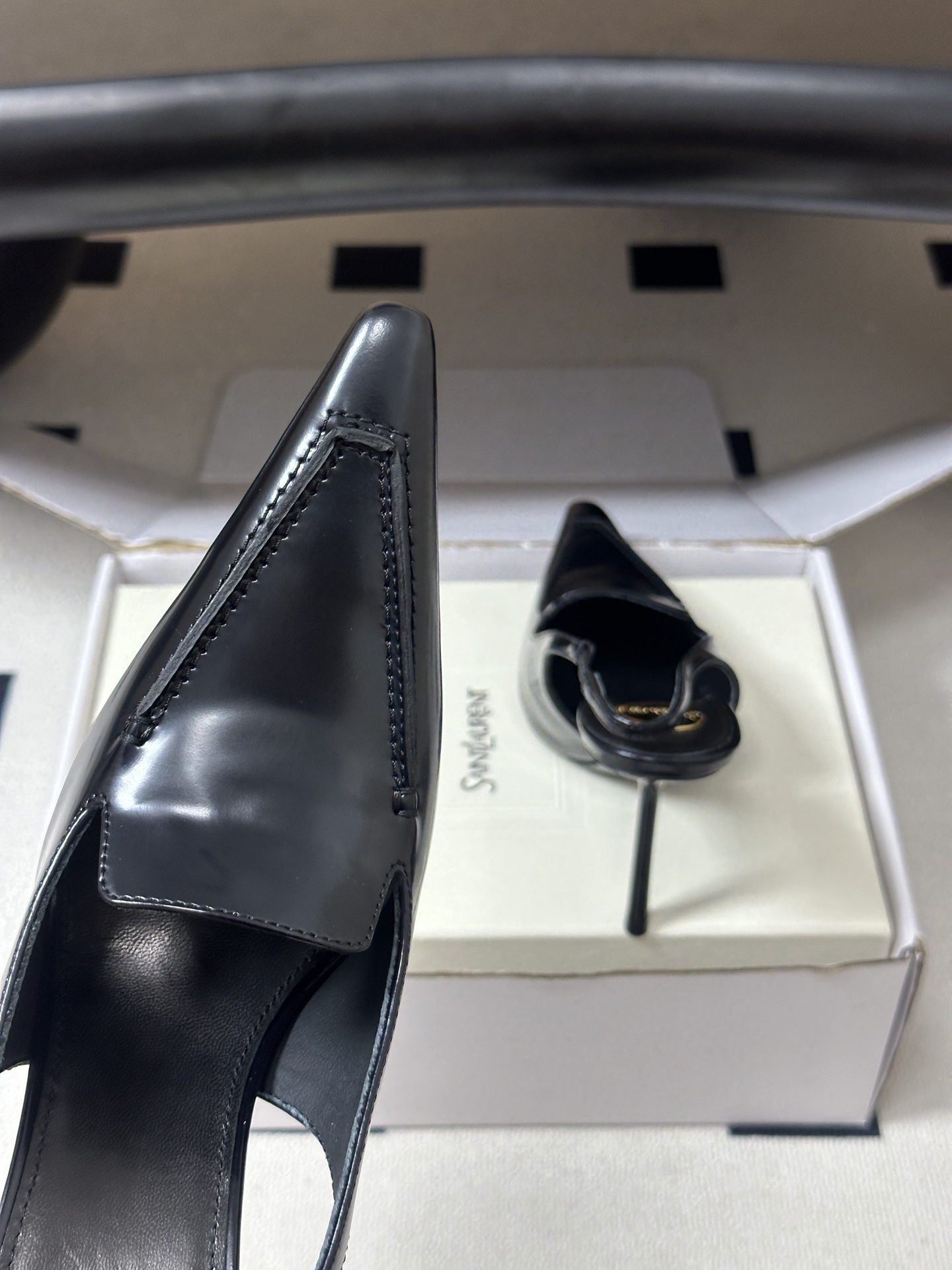 🌾 顶级品质（配高档飞机盒✈️）Saint Laurent 圣罗兰fw26 new arrival～ Y