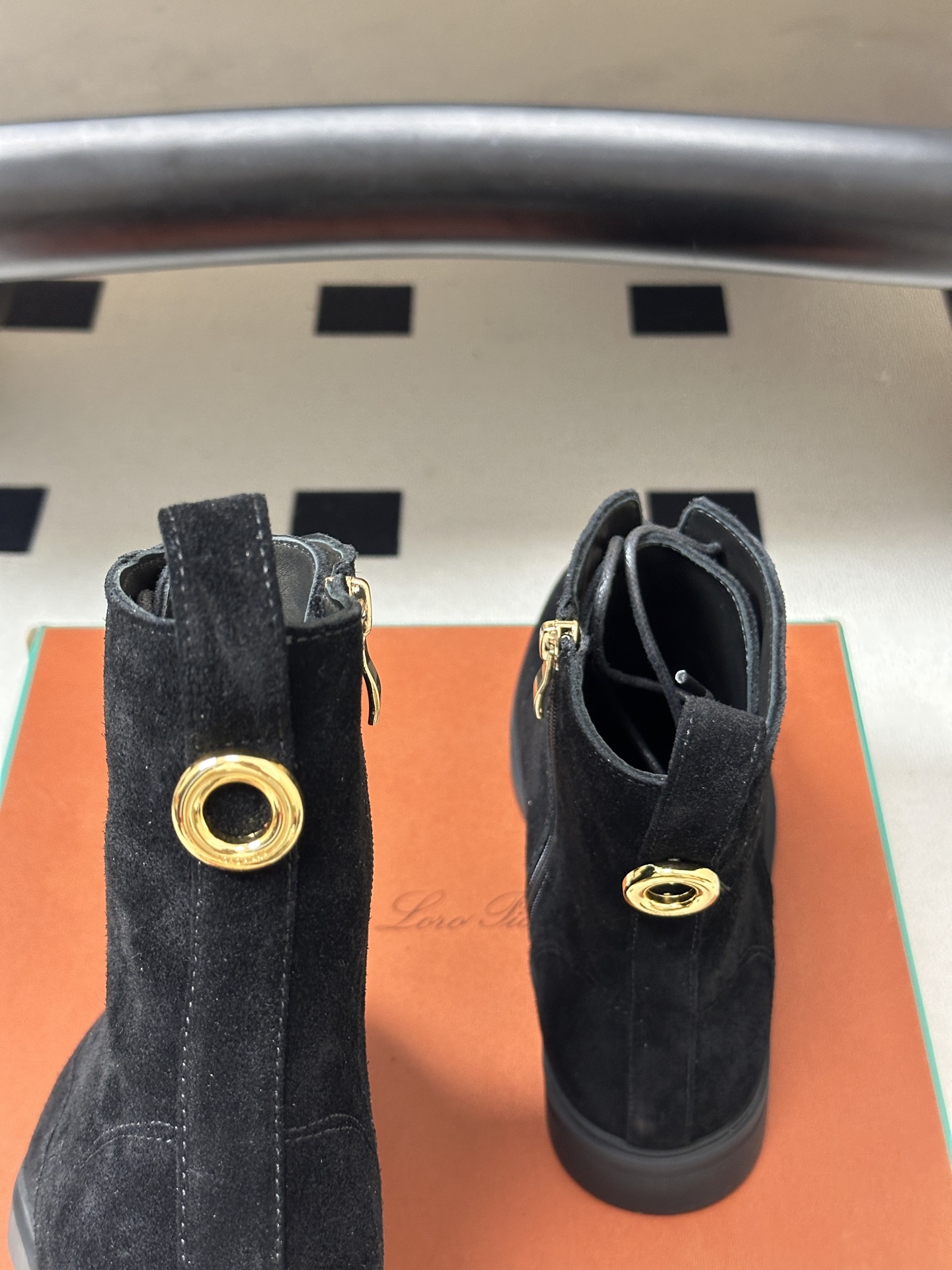 🌾 Loro Piana 诺悠翩雅 LP s秋冬新款 Kilda踝靴侧拉链系带短靴复古马丁靴短靴这款标志
