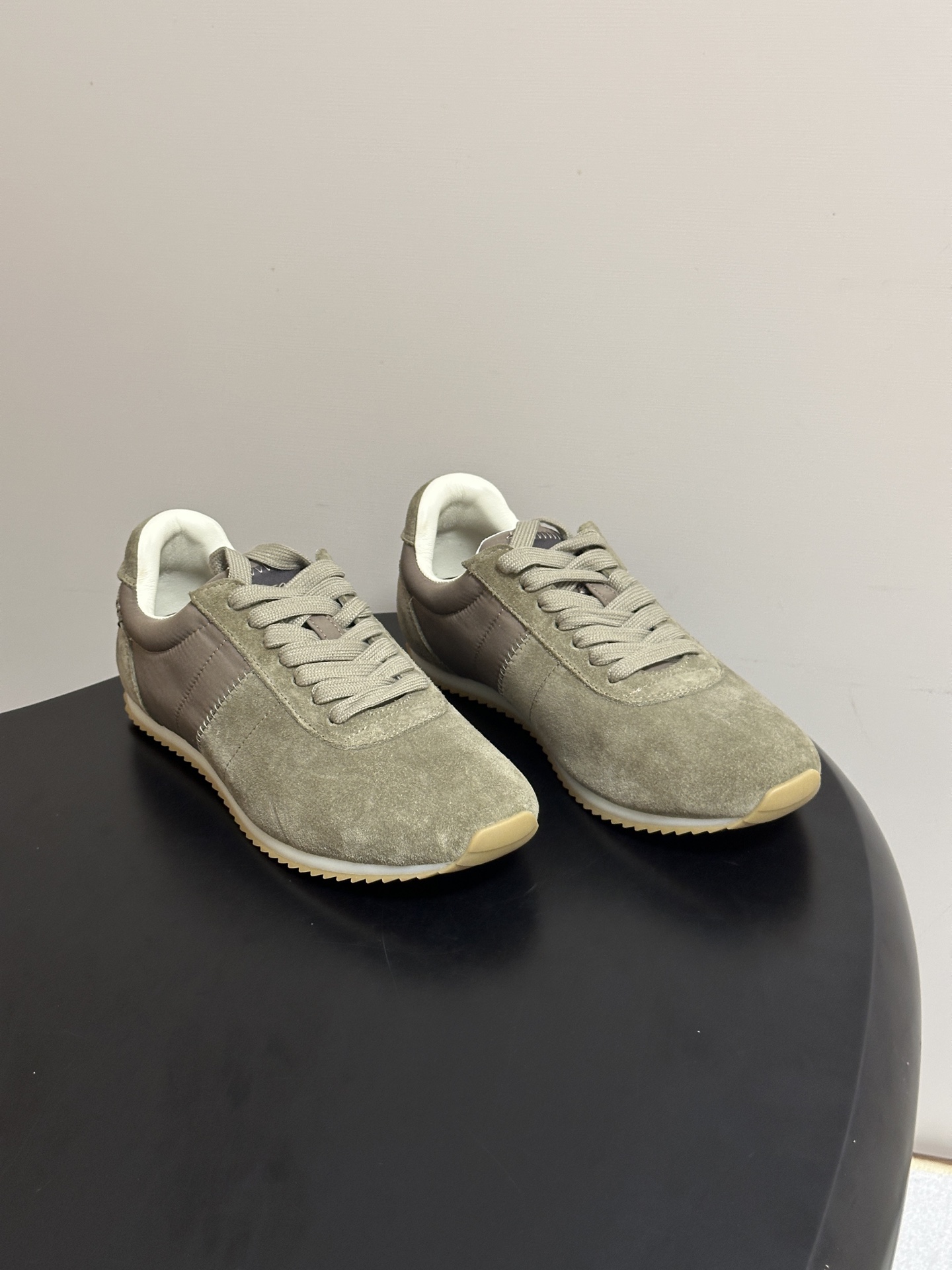 🌾 情侣款2026春夏新款 Loro Piana 诺悠翩雅 LP Fast Walk情侣款运动鞋🆕老钱风