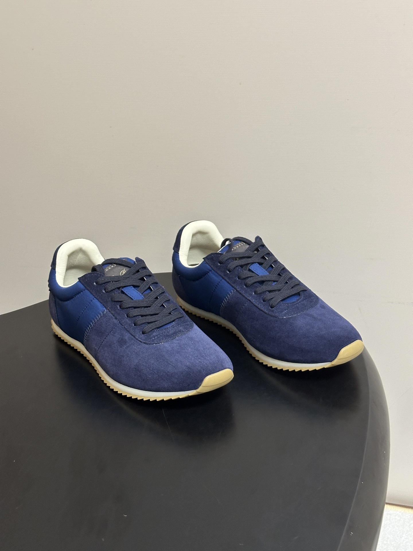 🌾 情侣款2026春夏新款 Loro Piana 诺悠翩雅 LP Fast Walk情侣款运动鞋🆕老钱风