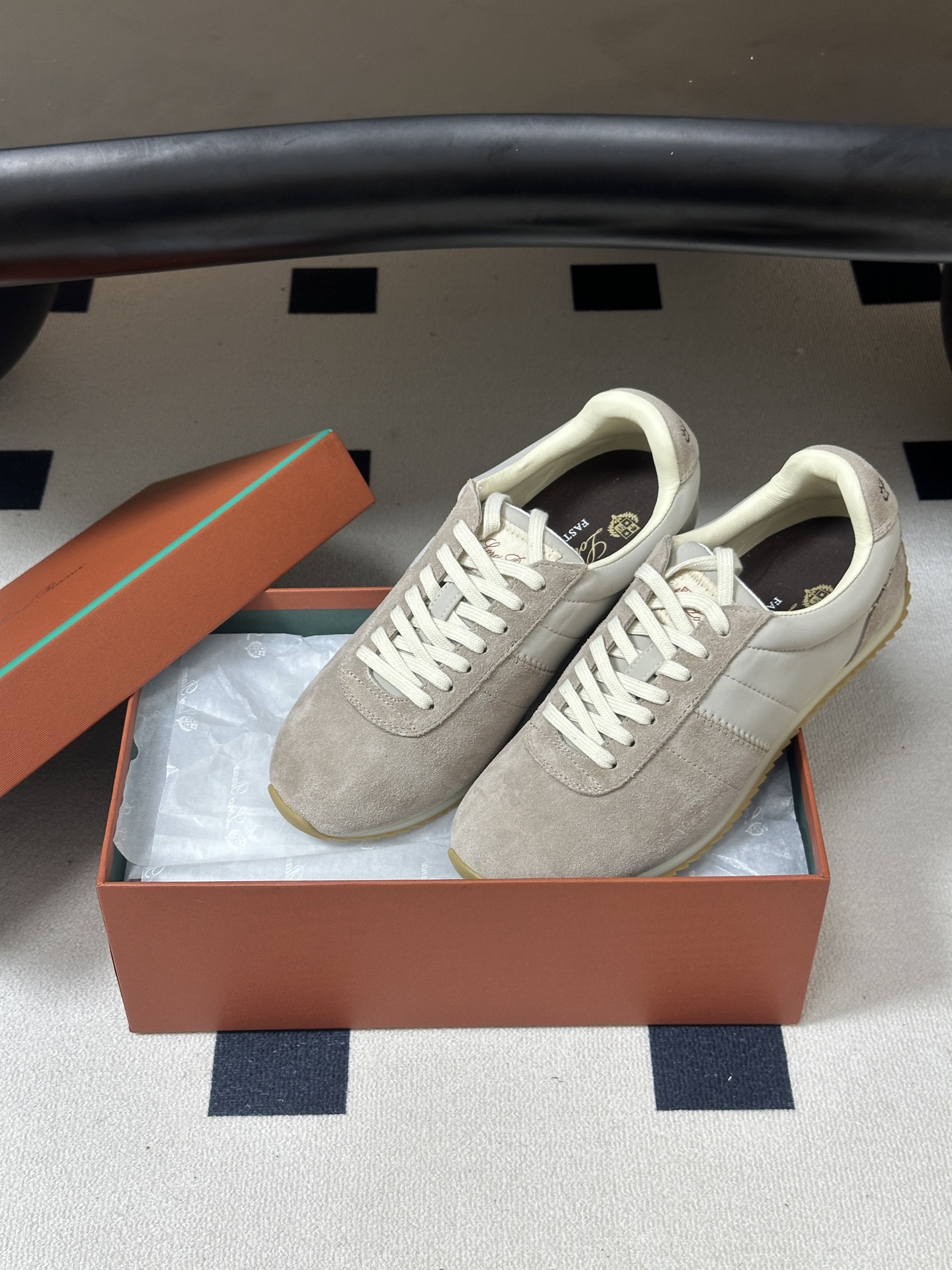 🌾 情侣款2026春夏新款 Loro Piana 诺悠翩雅 LP Fast Walk情侣款运动鞋🆕老钱风