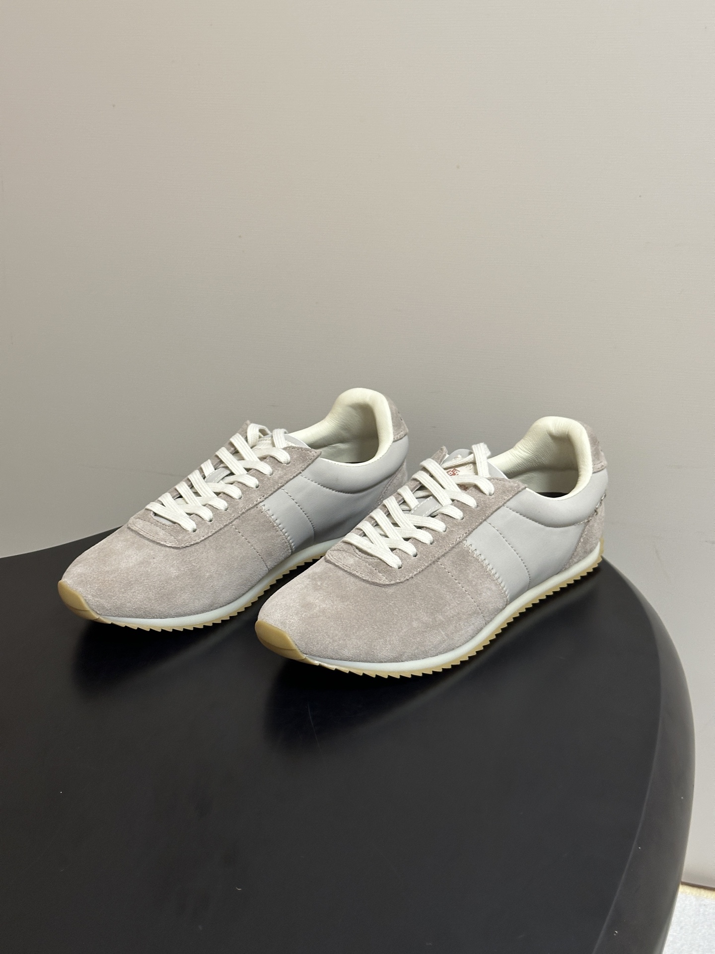 🌾 情侣款2026春夏新款 Loro Piana 诺悠翩雅 LP Fast Walk情侣款运动鞋🆕老钱风