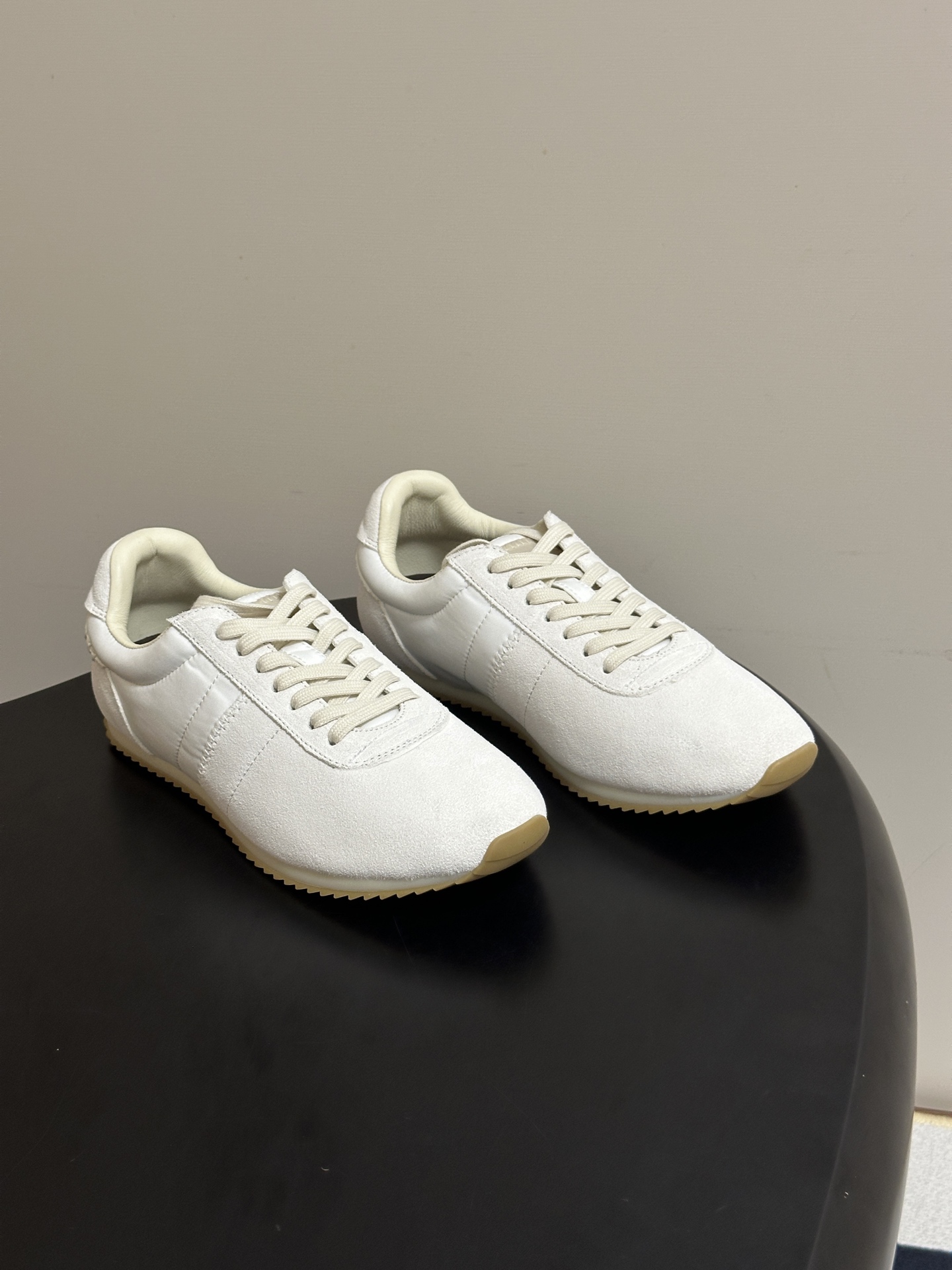 🌾 情侣款2026春夏新款 Loro Piana 诺悠翩雅 LP Fast Walk情侣款运动鞋🆕老钱风