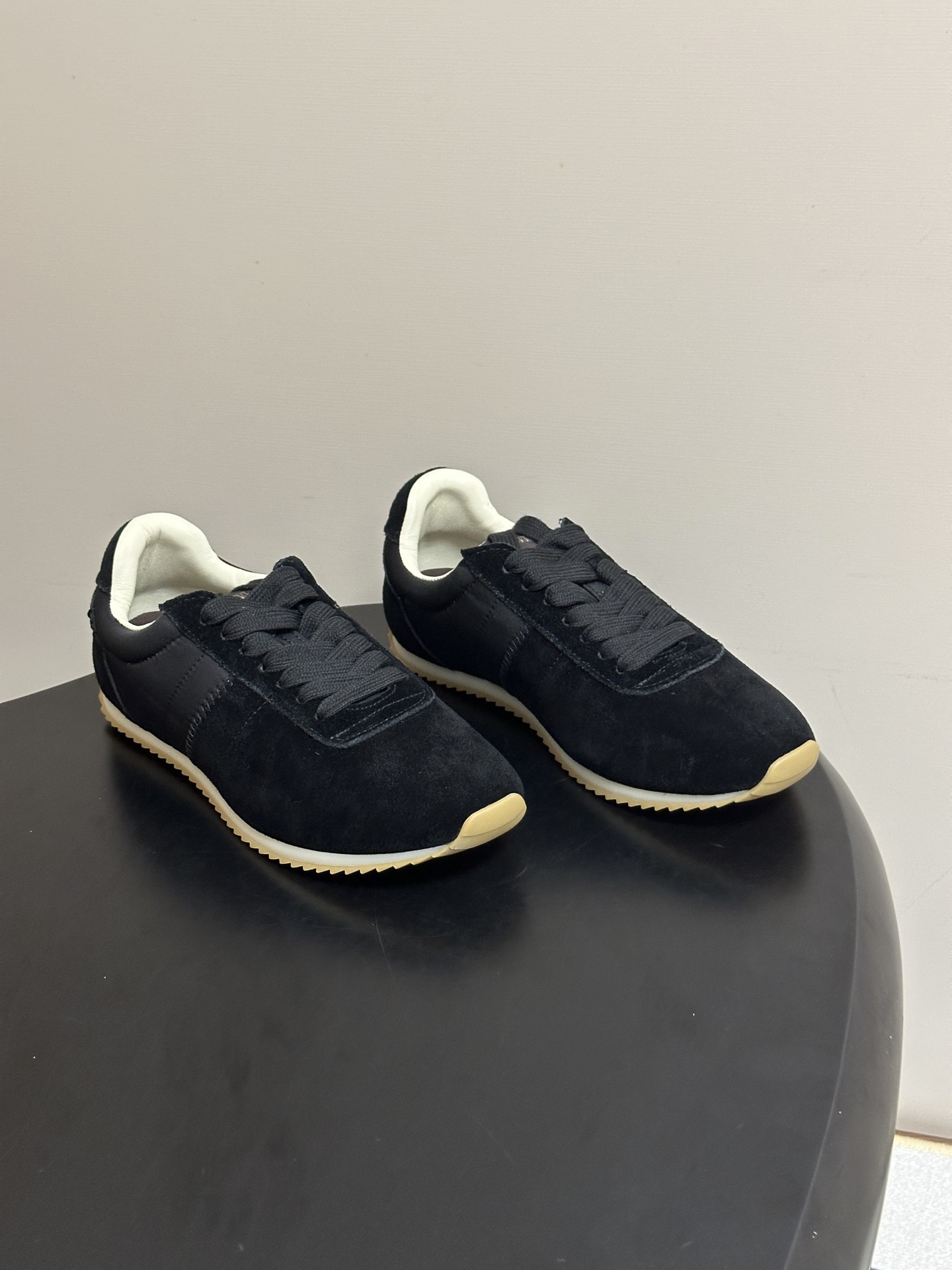 🌾 情侣款2026春夏新款 Loro Piana 诺悠翩雅 LP Fast Walk情侣款运动鞋🆕老钱风