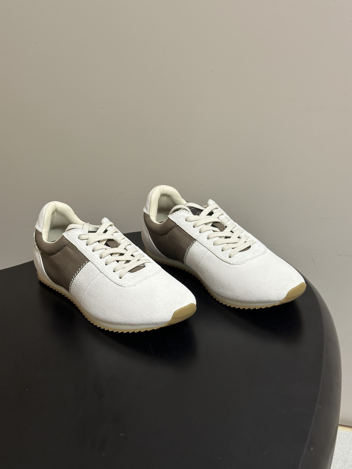 🌾 情侣款2026春夏新款 Loro Piana 诺悠翩雅 LP Fast Walk情侣款运动鞋🆕老钱风
