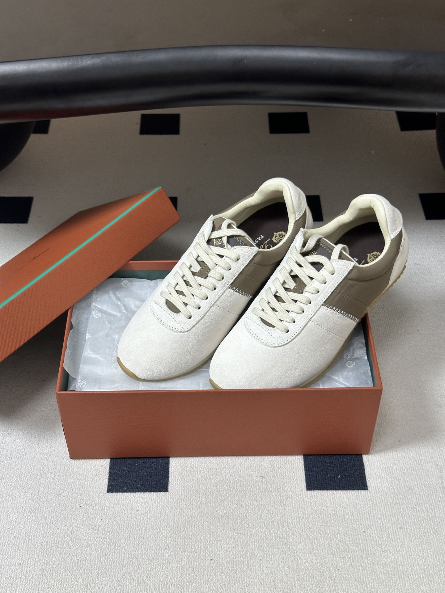 🌾 情侣款2026春夏新款 Loro Piana 诺悠翩雅 LP Fast Walk情侣款运动鞋🆕老钱风