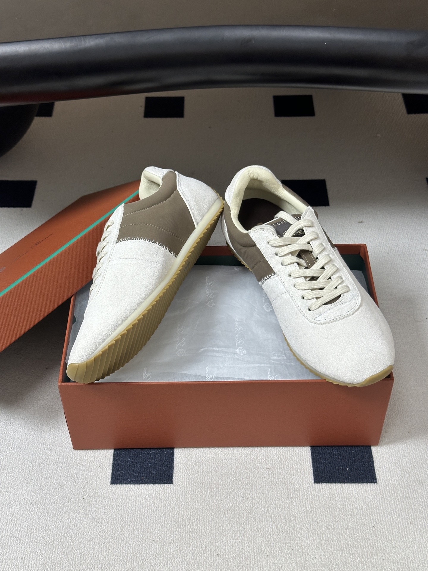 🌾 情侣款2026春夏新款 Loro Piana 诺悠翩雅 LP Fast Walk情侣款运动鞋🆕老钱风
