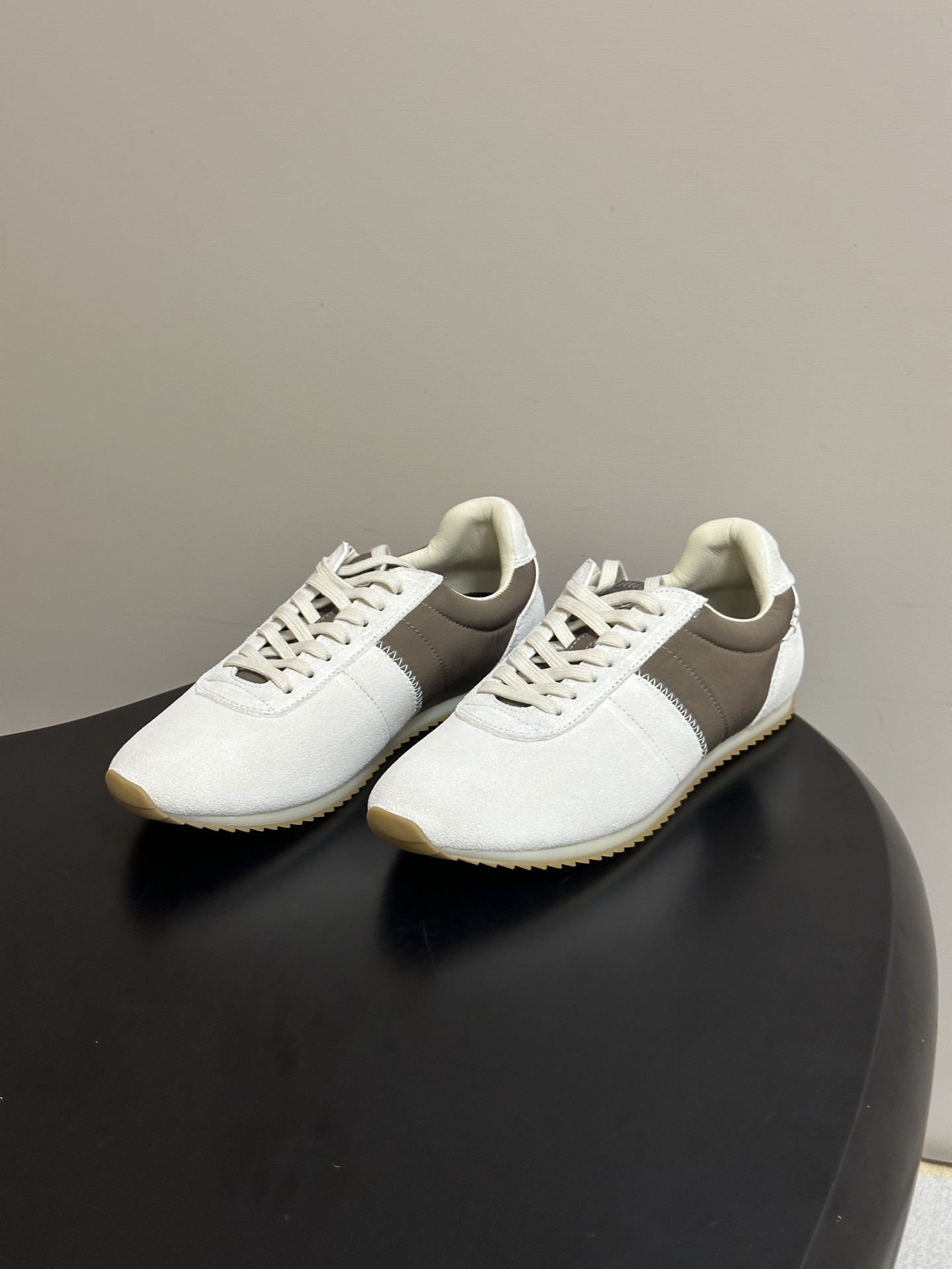🌾 情侣款2026春夏新款 Loro Piana 诺悠翩雅 LP Fast Walk情侣款运动鞋🆕老钱风