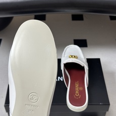 🌾 26ss夏季新款 Chanel 小香褶皱穆勒鞋平底复古包头半拖鞋自带复古贵气轻奢氛围感的乐福包头半拖 🌾 26ss夏季新款 Chanel 小香褶皱穆勒鞋平底复古包头半拖鞋自带复古贵气轻奢氛围感的乐福包头半拖