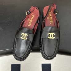 🌾 26ss夏季新款 Chanel 小香褶皱穆勒鞋平底复古包头后空凉鞋自带复古贵气轻奢氛围感的乐福包头半 🌾 26ss夏季新款 Chanel 小香褶皱穆勒鞋平底复古包头后空凉鞋自带复古贵气轻奢氛围感的乐福包头半