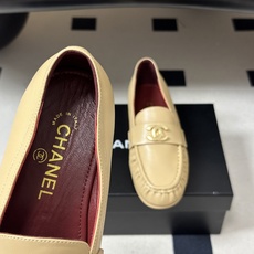 🌾 26ss夏季新款 Chanel 小香褶皱乐福鞋经典双C五金扣平底单鞋自带复古贵气轻奢氛围感的乐福包头 🌾 26ss夏季新款 Chanel 小香褶皱乐福鞋经典双C五金扣平底单鞋自带复古贵气轻奢氛围感的乐福包头