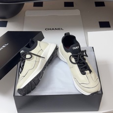🌾 莞产(配高档飞机盒✈️)Chanel 小香 26A运动鞋经典双C侧标休闲鞋黑白熊猫拼色系带运动鞋这个 🌾 莞产(配高档飞机盒✈️)Chanel 小香 26A运动鞋经典双C侧标休闲鞋黑白熊猫拼色系带运动鞋这个
