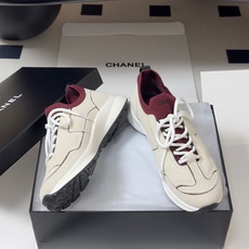 🌾 莞产(配高档飞机盒✈️)Chanel 小香 26A运动鞋经典双C侧标休闲鞋黑白熊猫拼色系带运动鞋这个 🌾 莞产(配高档飞机盒✈️)Chanel 小香 26A运动鞋经典双C侧标休闲鞋黑白熊猫拼色系带运动鞋这个