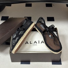 ⚠️皮带盒➕20下单备注(默认普通盒) 2026春夏新款 ALAIA阿莱亚 法式芭蕾舞鞋 绝美镂空渔网鞋🔥一字扣带渔夫鞋 ⚠️皮带盒➕20下单备注(默认普通盒) 2026春夏新款 ALAIA阿莱亚 法式芭蕾舞鞋 绝美镂空渔网鞋🔥一字扣带渔夫鞋