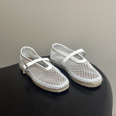 ⚠️皮带盒➕20下单备注(默认普通盒) 2026春夏新款 ALAIA阿莱亚 法式芭蕾舞鞋 绝美镂空渔网鞋🔥一字扣带渔夫鞋 ⚠️皮带盒➕20下单备注(默认普通盒) 2026春夏新款 ALAIA阿莱亚 法式芭蕾舞鞋 绝美镂空渔网鞋🔥一字扣带渔夫鞋