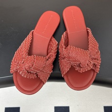 顶级品质 BOTTEGA VENETA 葆蝶家 2026夏季新款 BV Cherry 编织打结穆勒拖鞋系列细高跟/小猫跟 顶级品质 BOTTEGA VENETA 葆蝶家 2026夏季新款 BV Cherry 编织打结穆勒拖鞋系列细高跟/小猫跟