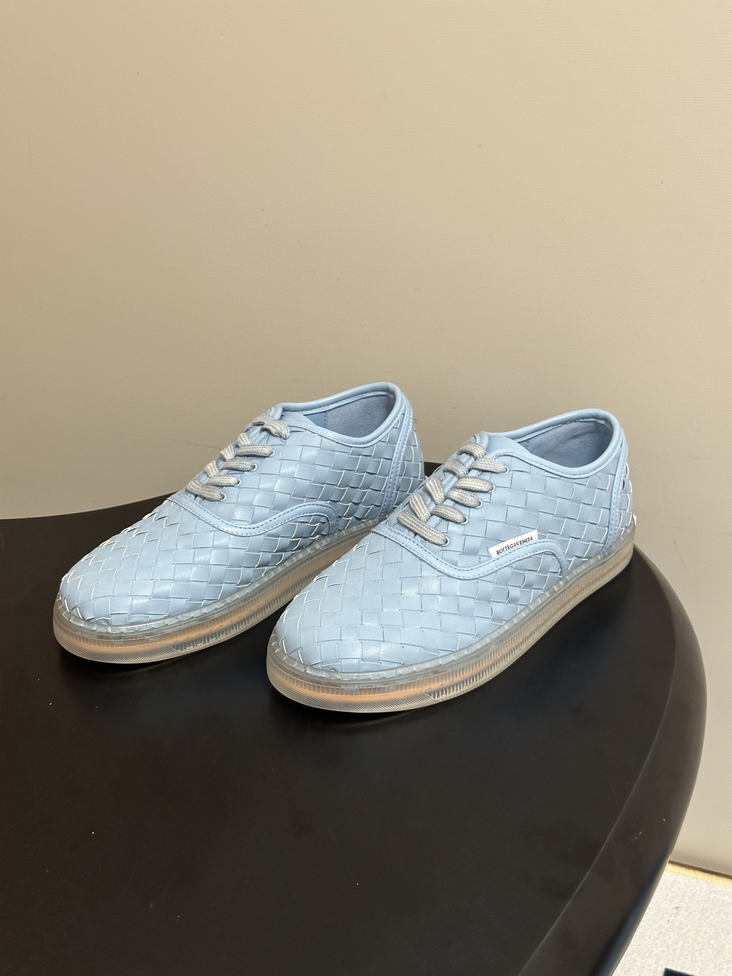 男码➕10顶级品质 BOTTEGA VENETA 葆蝶家 2026夏季新款 BV Serena Sneaker 男女情侣 男码➕10顶级品质 BOTTEGA VENETA 葆蝶家 2026夏季新款 BV Serena Sneaker 男女情侣