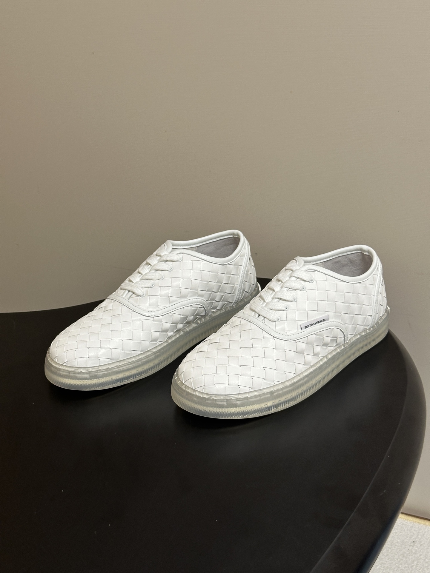男码➕10顶级品质 BOTTEGA VENETA 葆蝶家 2026夏季新款 BV Serena Sneaker 男女情侣 男码➕10顶级品质 BOTTEGA VENETA 葆蝶家 2026夏季新款 BV Serena Sneaker 男女情侣