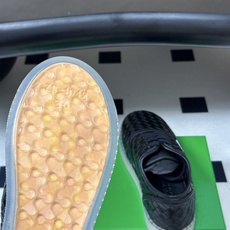 男码➕10顶级品质 BOTTEGA VENETA 葆蝶家 2026夏季新款 BV Serena Sneaker 男女情侣 男码➕10顶级品质 BOTTEGA VENETA 葆蝶家 2026夏季新款 BV Serena Sneaker 男女情侣