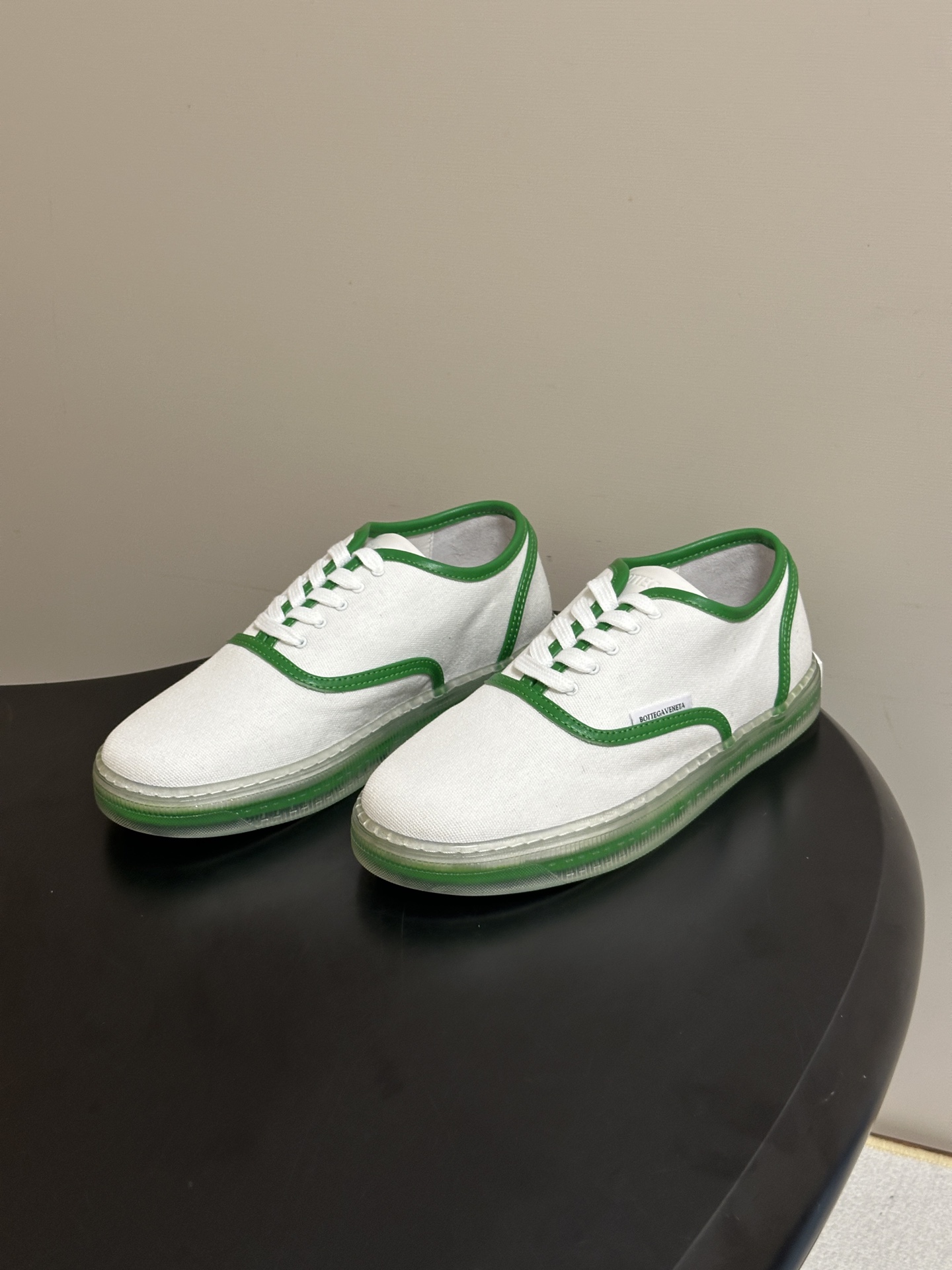 男码➕10顶级品质 BOTTEGA VENETA 葆蝶家 2026夏季新款 BV Serena Sneaker 男女情侣 男码➕10顶级品质 BOTTEGA VENETA 葆蝶家 2026夏季新款 BV Serena Sneaker 男女情侣