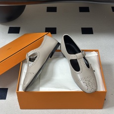 顶级品质 Hermes 爱马仕🐎 H家26s春夏新款Nectar芭蕾舞鞋搭扣镂空玛丽珍鞋 复古雕花冲孔平底单鞋 镂孔牛皮 顶级品质 Hermes 爱马仕🐎 H家26s春夏新款Nectar芭蕾舞鞋搭扣镂空玛丽珍鞋 复古雕花冲孔平底单鞋 镂孔牛皮