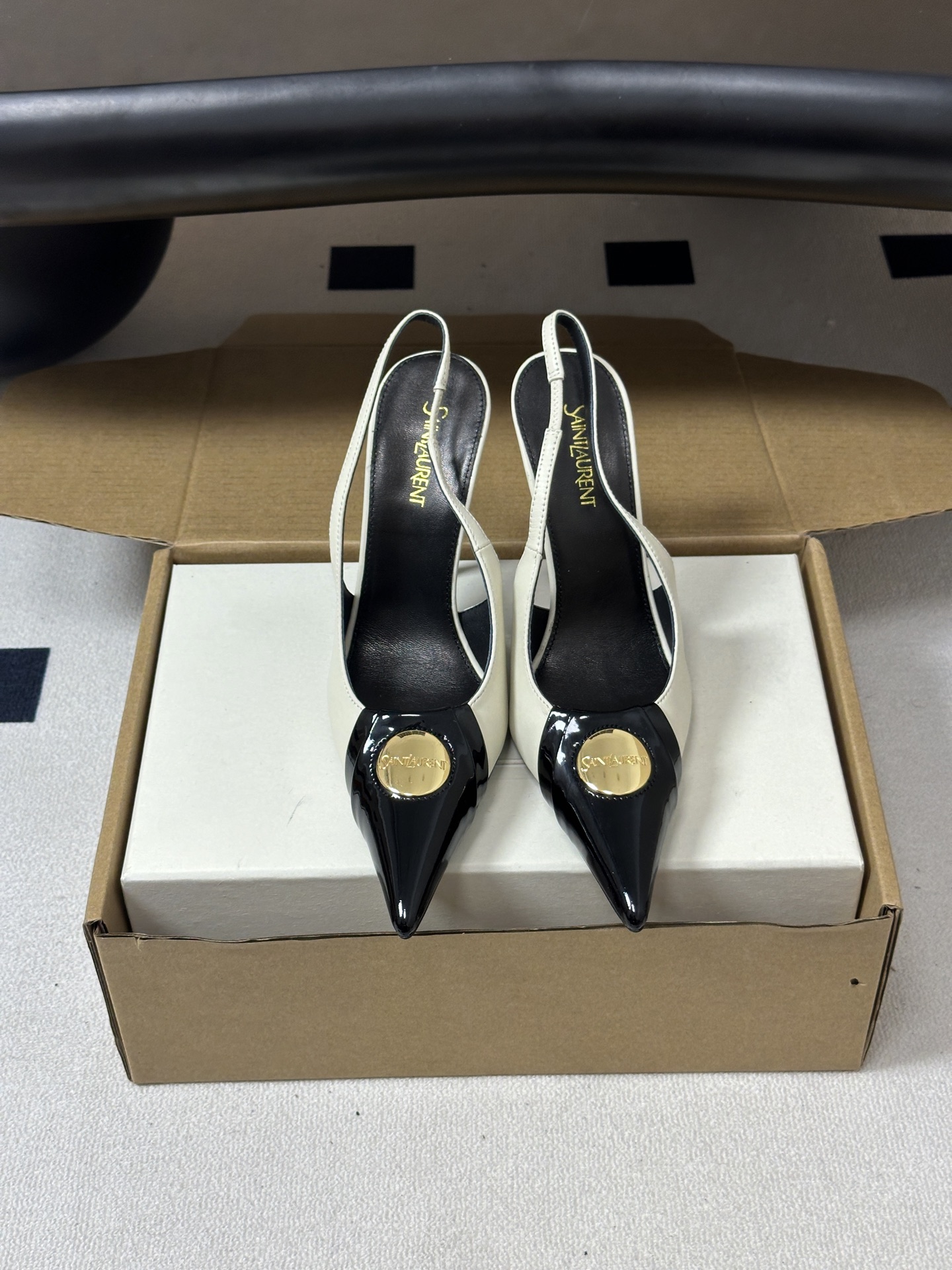 顶级品质(配高档飞机盒✈️) Saint Laurent 圣罗兰fw26 new arrival~ YSL 26s春夏新 顶级品质(配高档飞机盒✈️) Saint Laurent 圣罗兰fw26 new arrival~ YSL 26s春夏新
