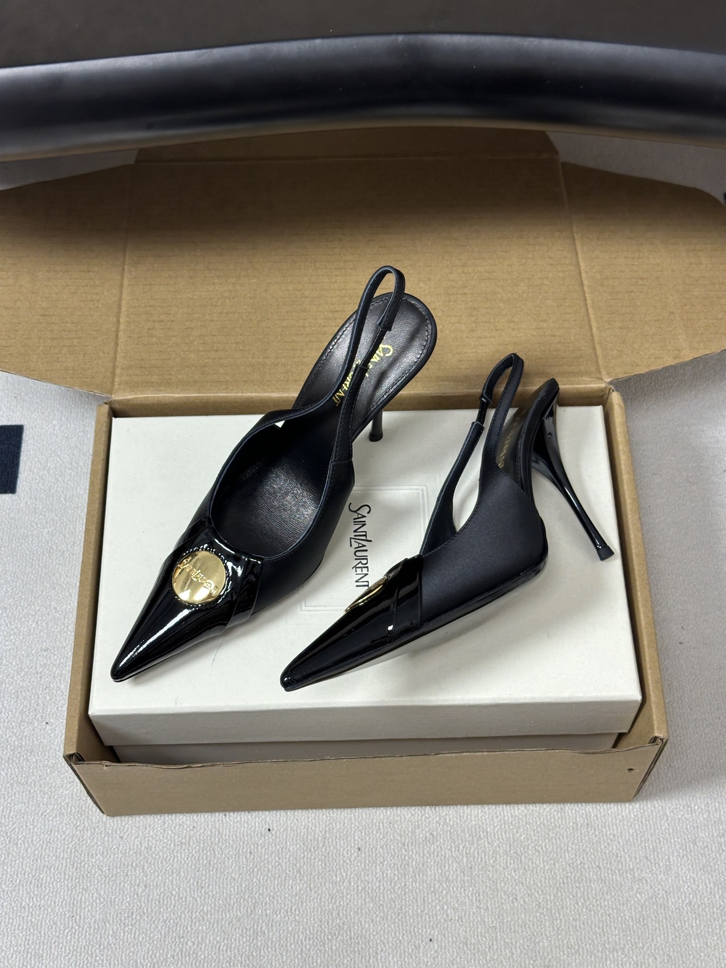 顶级品质(配高档飞机盒✈️) Saint Laurent 圣罗兰fw26 new arrival~ YSL 26s春夏新 顶级品质(配高档飞机盒✈️) Saint Laurent 圣罗兰fw26 new arrival~ YSL 26s春夏新
