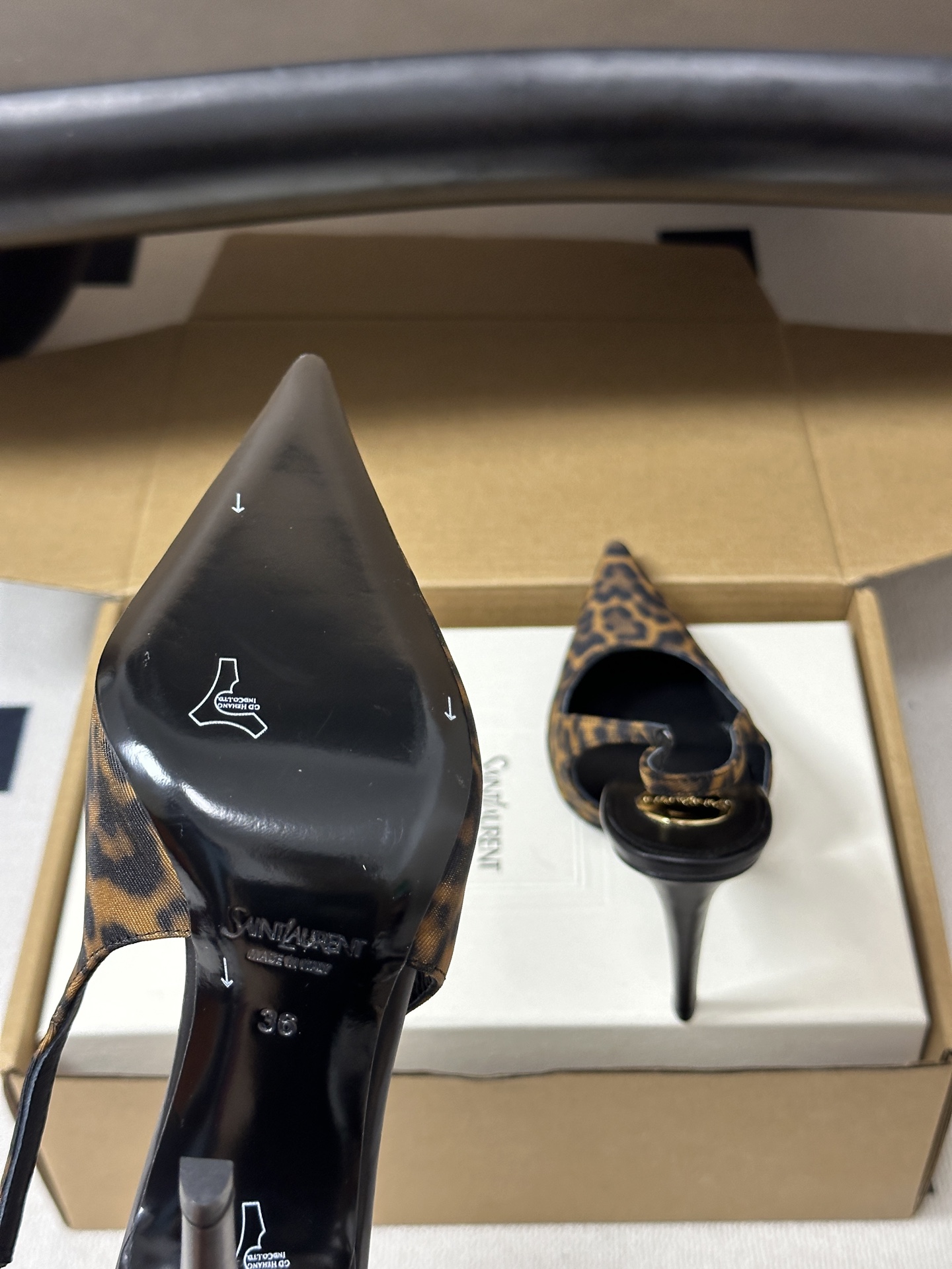 顶级品质(配高档飞机盒✈️) Saint Laurent 圣罗兰fw26 new arrival~ YSL 26s春夏新 顶级品质(配高档飞机盒✈️) Saint Laurent 圣罗兰fw26 new arrival~ YSL 26s春夏新