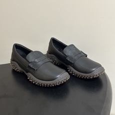 26ss秋冬新款Miu Miu 缪缪 复古一脚蹬乐福鞋擦色牛皮老钱风厚底单鞋英伦风德比鞋 油蜡皮也是和秋天非常搭,小小英 26ss秋冬新款Miu Miu 缪缪 复古一脚蹬乐福鞋擦色牛皮老钱风厚底单鞋英伦风德比鞋 油蜡皮也是和秋天非常搭,小小英