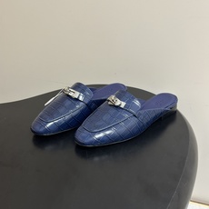 Hermes 爱马仕🐎 H家 Oz鳄鱼纹皮穆勒鞋经典Kelly扣包头半拖鞋 H经典半拖 26ss新版面 鳄鱼纹小牛皮穆勒 Hermes 爱马仕🐎 H家 Oz鳄鱼纹皮穆勒鞋经典Kelly扣包头半拖鞋 H经典半拖 26ss新版面 鳄鱼纹小牛皮穆勒