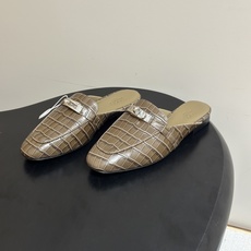 Hermes 爱马仕🐎 H家 Oz鳄鱼纹皮穆勒鞋经典Kelly扣包头半拖鞋 H经典半拖 26ss新版面 鳄鱼纹小牛皮穆勒 Hermes 爱马仕🐎 H家 Oz鳄鱼纹皮穆勒鞋经典Kelly扣包头半拖鞋 H经典半拖 26ss新版面 鳄鱼纹小牛皮穆勒