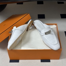 Hermes 爱马仕🐎 H家 Oz鳄鱼纹皮穆勒鞋经典Kelly扣包头半拖鞋 H经典半拖 26ss新版面 鳄鱼纹小牛皮穆勒 Hermes 爱马仕🐎 H家 Oz鳄鱼纹皮穆勒鞋经典Kelly扣包头半拖鞋 H经典半拖 26ss新版面 鳄鱼纹小牛皮穆勒