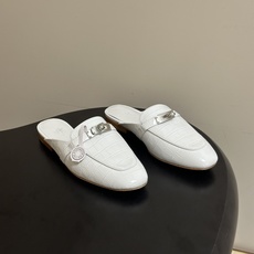Hermes 爱马仕🐎 H家 Oz鳄鱼纹皮穆勒鞋经典Kelly扣包头半拖鞋 H经典半拖 26ss新版面 鳄鱼纹小牛皮穆勒 Hermes 爱马仕🐎 H家 Oz鳄鱼纹皮穆勒鞋经典Kelly扣包头半拖鞋 H经典半拖 26ss新版面 鳄鱼纹小牛皮穆勒